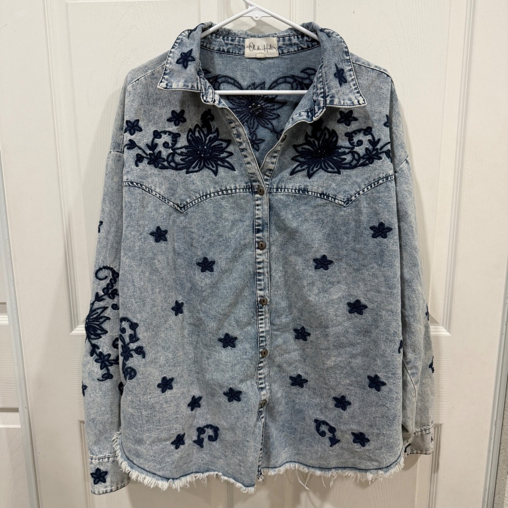 Oli & Hali Womens Acid Wash Floral Embroidered Denim Button Down Shirt Blue L
